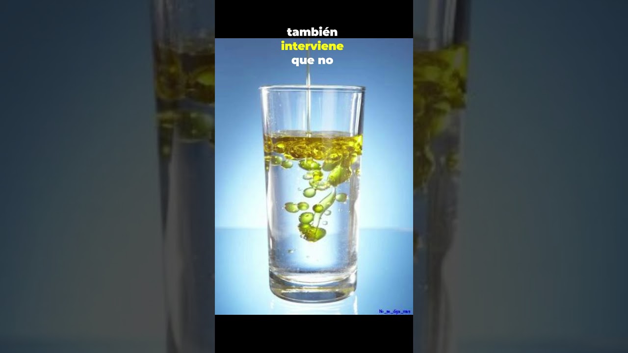 que tiene mas densidad el agua o el aceite